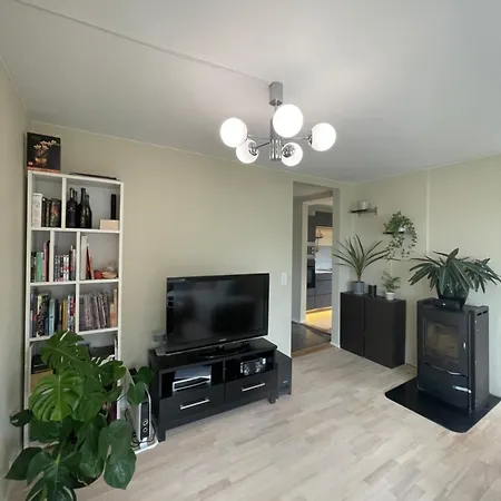 New Renovated 2 Bedrooms Free Parking 5mins Driving Bus To Ons Appartement Stavanger