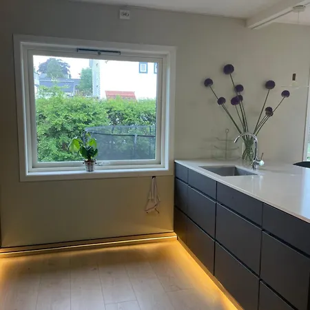 Appartement New Renovated 2 Bedrooms Free Parking 5mins Driving Bus To Ons