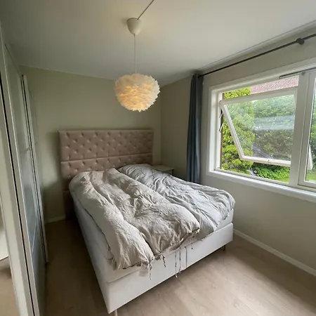 New Renovated 2 Bedrooms Free Parking 5mins Driving Bus To Ons Appartement *